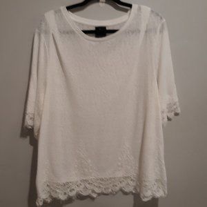 Bobeau Creamy White Lacey Blouse